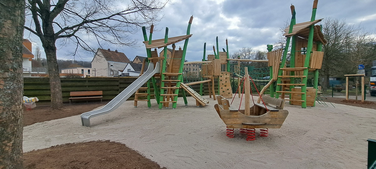Spielplatz Rathaus 06